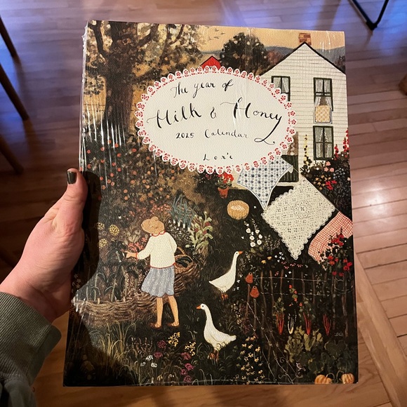 Lore Pemberton 2025 Calendar New - Picture 1 of 2